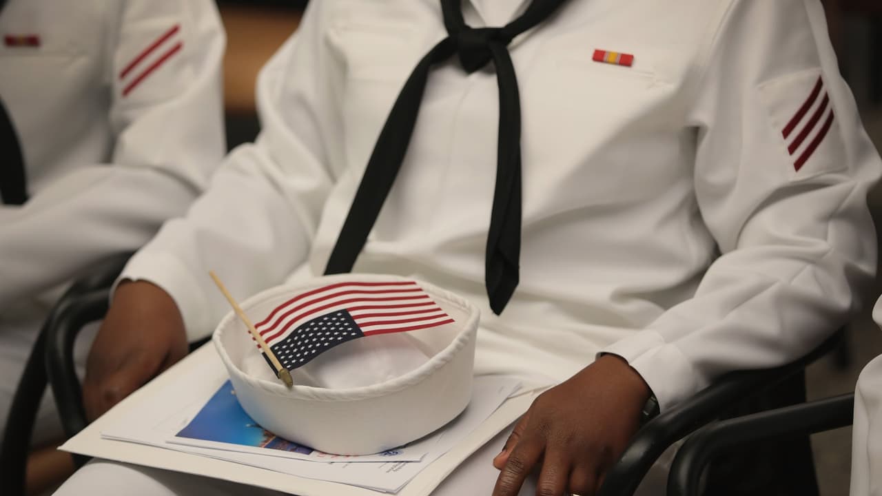 Estas son las tres cosas que debes saber sobre la ley que otorgará la residencia permanente a veteranos inmigrantes