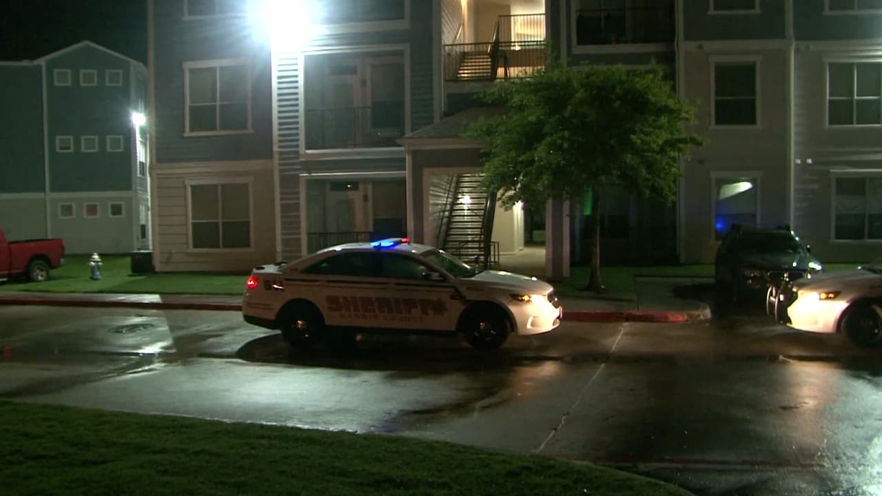 Joven de Houston no podrá ir a su graduación tras ser apuñalado, su hermano está arrestado