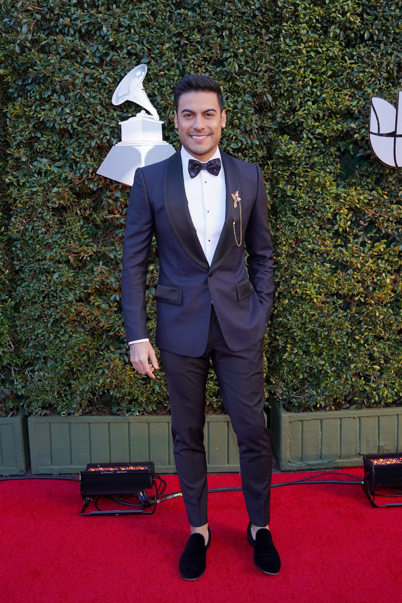 Carlos Rivera a su llegada a Latin GRAMMY.