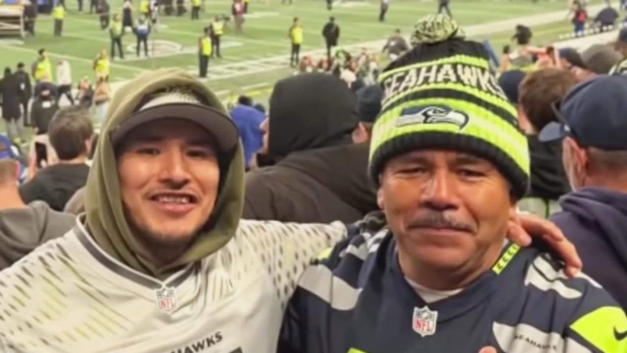 Joven mexicano sorprende a su papá con gran regalo luego de una recuperación por un derrame cerebral