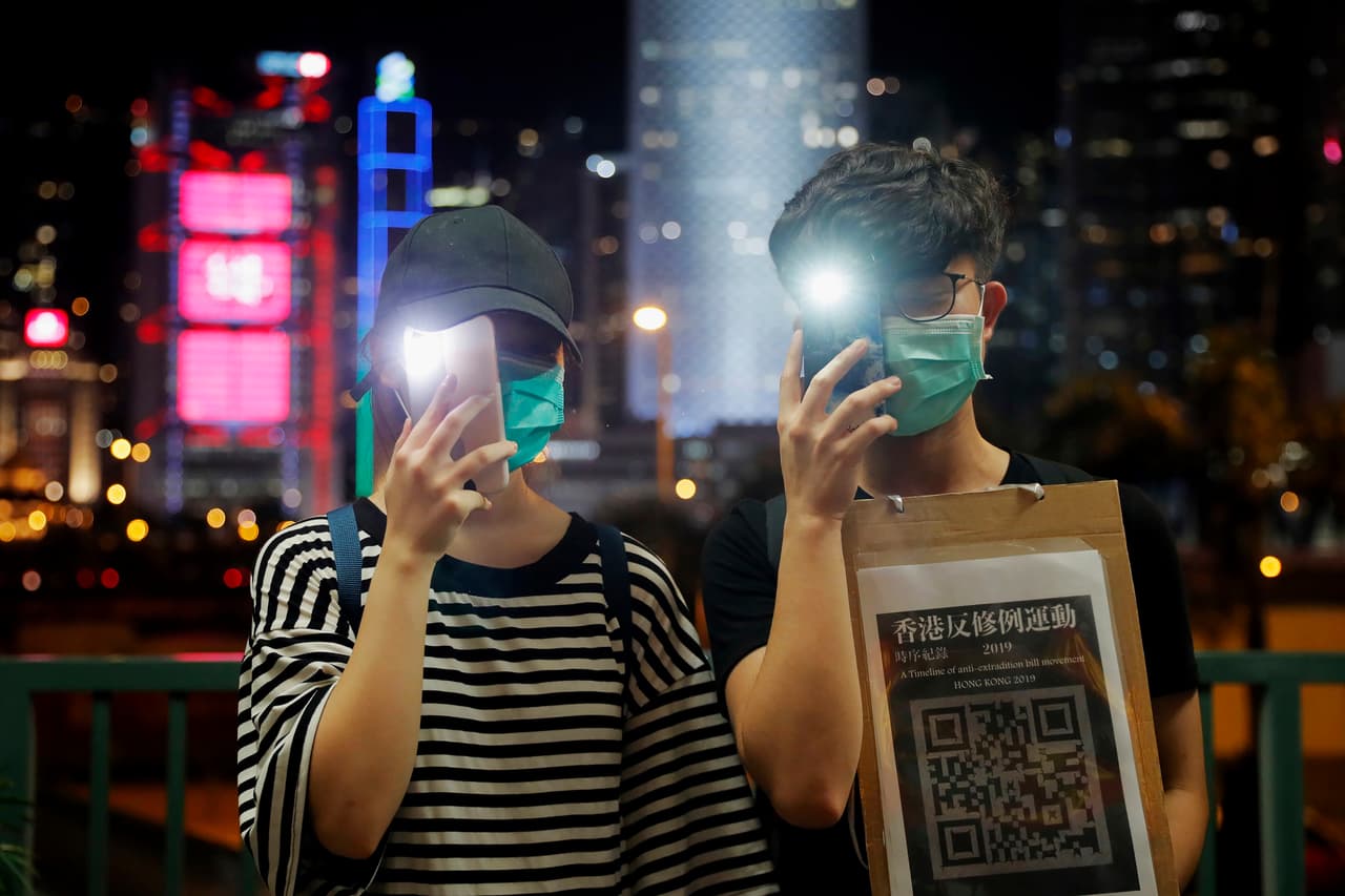 En las 11 semanas de protestas casi diarias han salido millones de personas a la calles. Algunas de esas jornadas han terminado en episodios violentos con la policía.