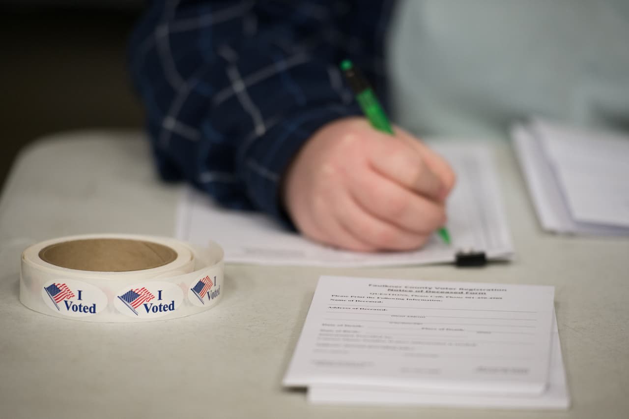 Si has cambiado de domicilio o de nombre, debes actualizar tu registro y puedes hacerlo 
<a href="https://covr.sos.ca.gov/es/" target="_blank">aquí</a>, reenviando nuevamente tu información actualizada.