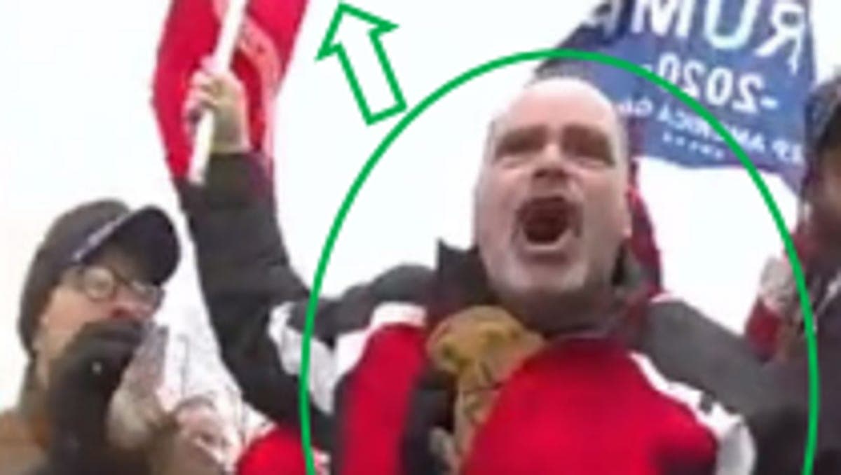 <b>Thomas Webster </b>
<br>
<br>Un ex marine y veterano del NYPD, Webster llegó a formar parte del equipo de seguridad del exalcalde Mike Bloomberg. Se enfrenta a varias décadas de prisión por su presunta participación en el asalto.