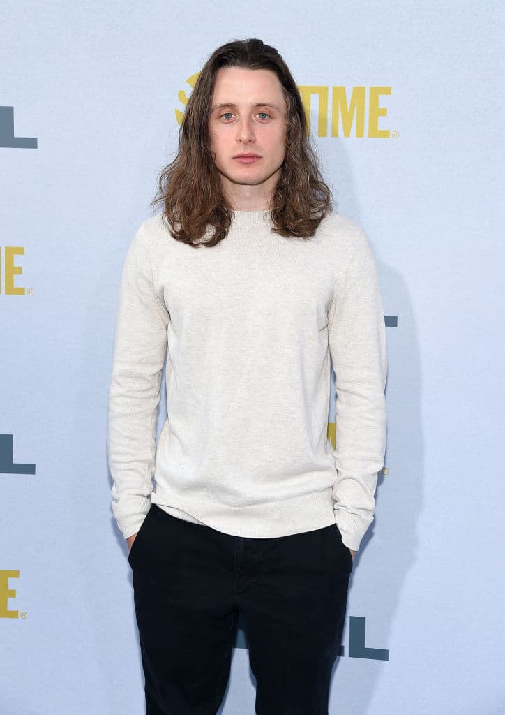 Con más de 40 participaciones en cine y televisión, Rory Culkin supo brillar por sí solo en la industria y no depender de sus hermanos, lo cual es admirable.