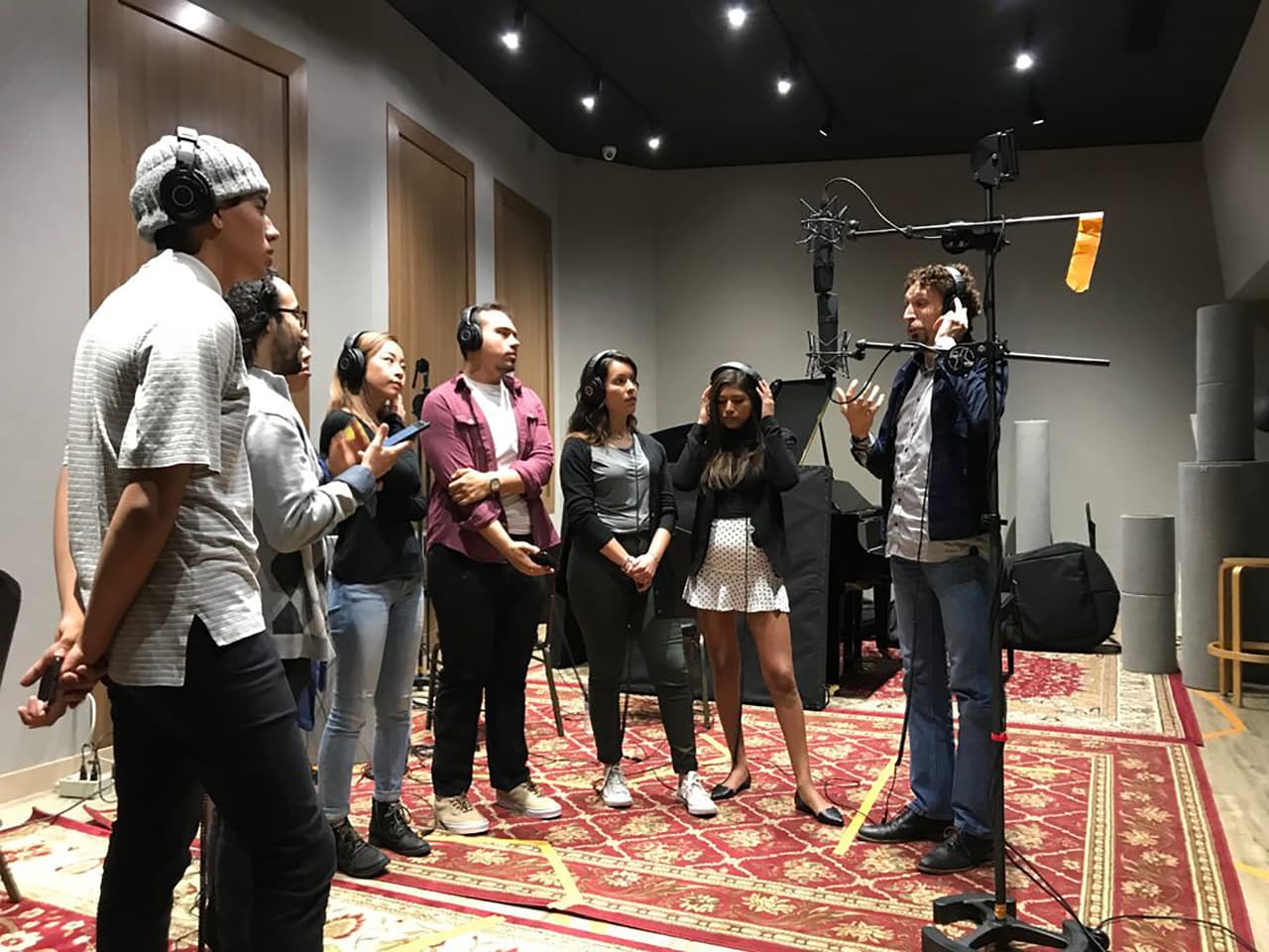 La historia de cómo 53 dreamers podrían ganar tres Grammys por un disco de jazz