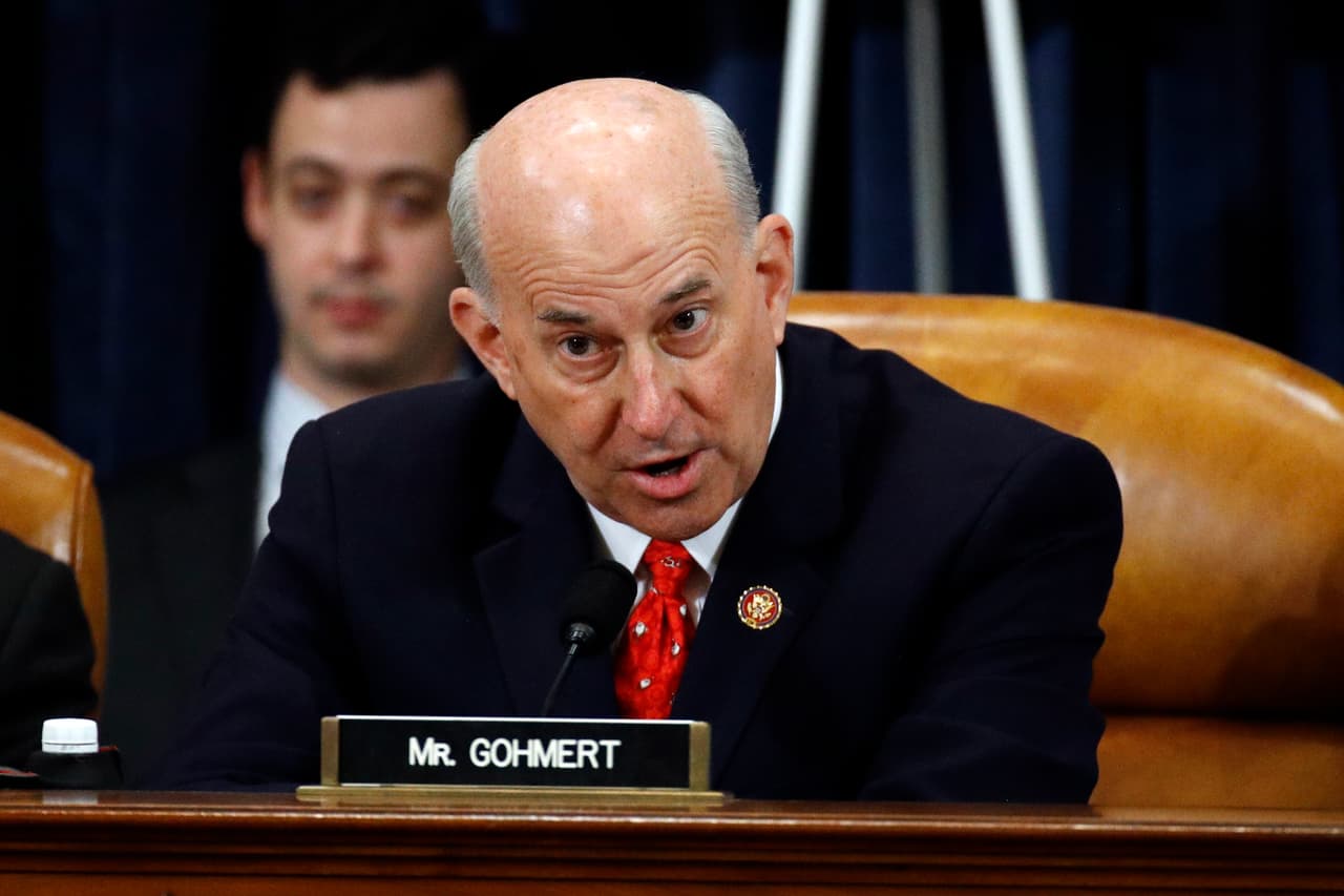 El congresista texano Louie Gohmert, gran opositor al uso de cubrebocas, contrajo coronavirus