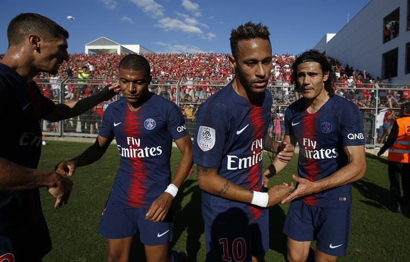 Con esa diferencia el juego se fue al descanso y los tres mosqueteros de Tuchel se mostraban confiados en un nuevo triunfo.