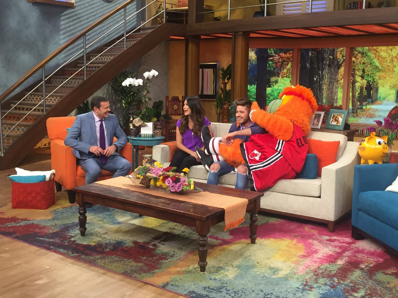 Aquí vemos a Burnie haciendo méritos para que William lo llevará a casa y lo llenó de apapachos.