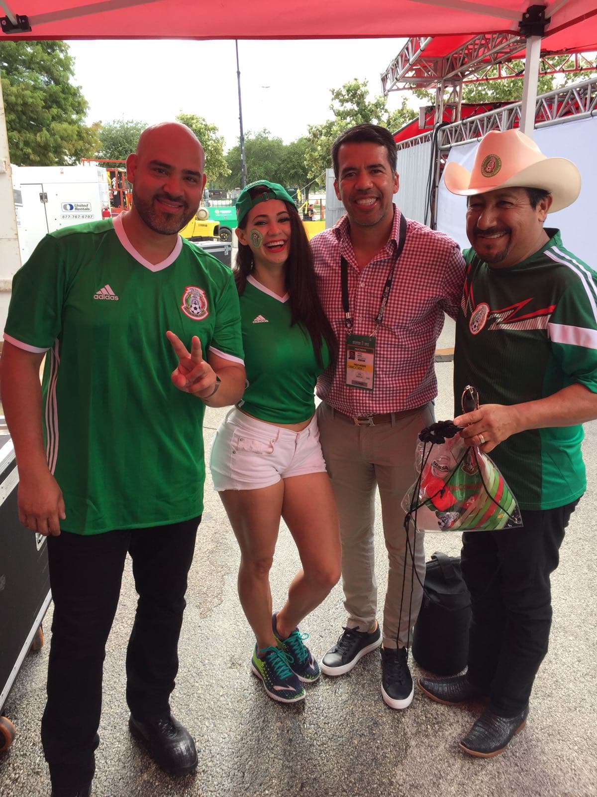 'El Bueno, La Mala y El Feo' más mexicanos que el chile en Houston.