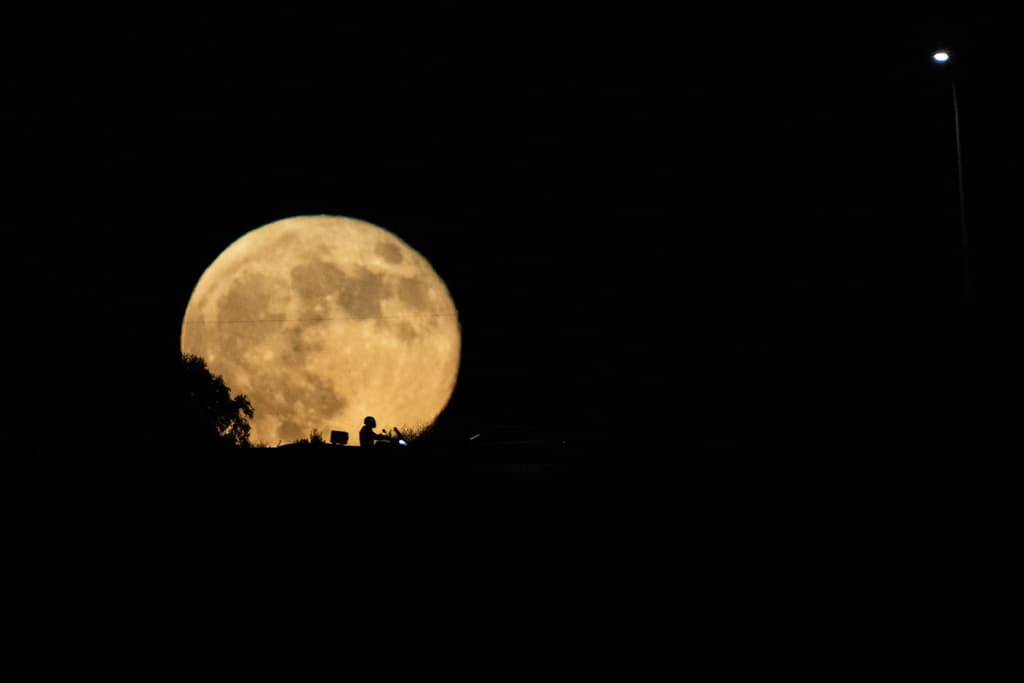 Este lunes veremos la primera superluna del año: lo que debes saber