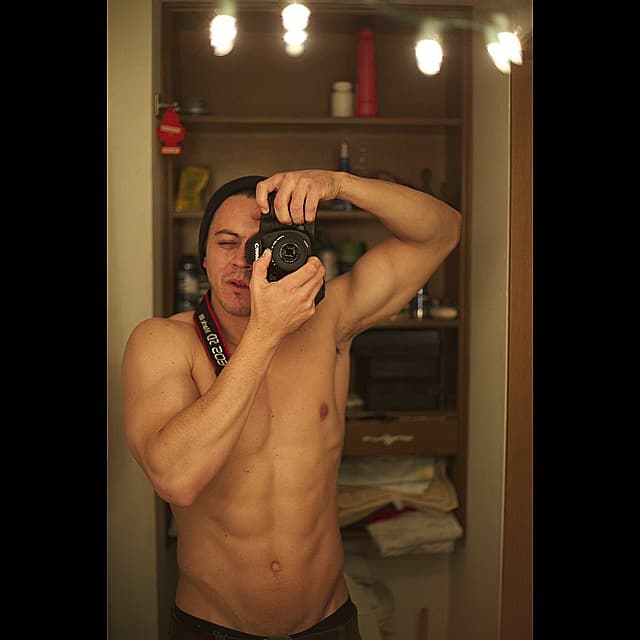 Una de sus grandes pasiones es la fotografía. Qué bueno que experimenta realizando sus propias fotos.