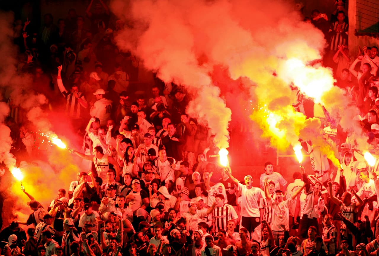 El Santos de Brasil. La afición que alentó a Neymar y también a Pelé. Una de las más pasionales del Brasil.