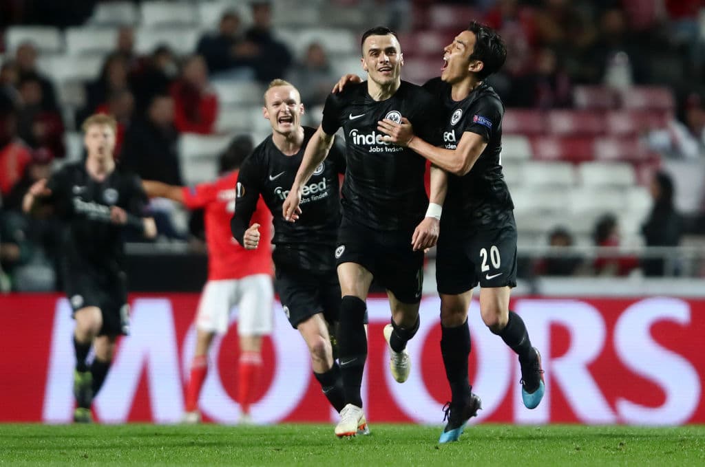 Fue un momento de felicidad para el Eintracht pero hay que decir que muy poco le duró el gusto a los diezmados germanos.