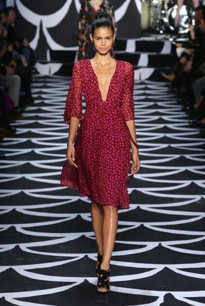 Los románticosEl rosa, morado y sus derivados son perfectos para una apariencia dulce y delicada.