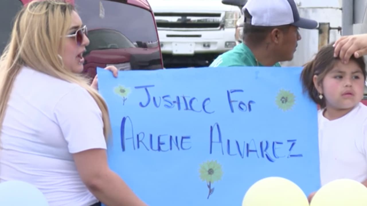 Los seres queridos de Arlene Álvarez desean mantener viva su memoria y que se le preste atención al caso que se mantiene abierto.
