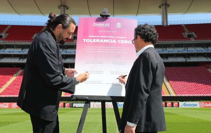 Chivas se une a He For She y prepara amistoso contra el West Ham