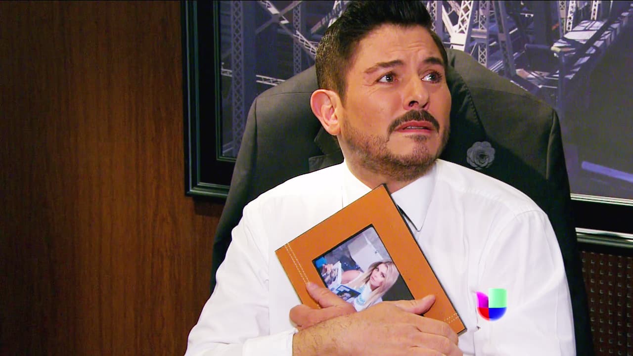 Después de quedarse sin opciones, Santiago tuvo que venderle sus acciones a Facundo. ¡Le dijo adiós a su empresa!