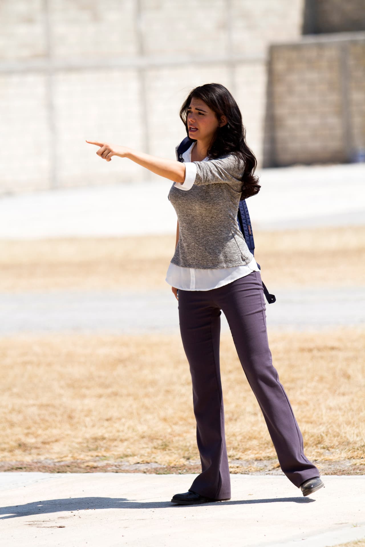 Para buena suerte de Yolanda, 
<b><a href="http://www.univision.com/series/la-piloto/juan-eduardo-colucho-es-dave">Dave</a></b> llegaría a tiempo para salvarla.