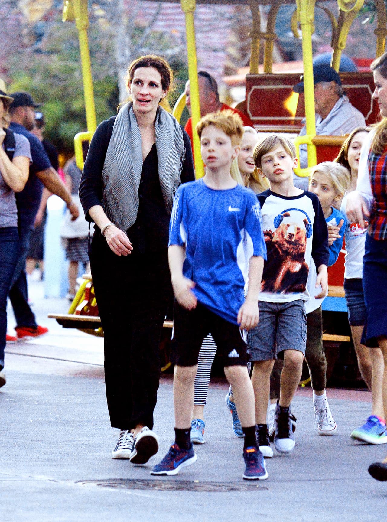 Los tres chicos se subieron a cuanto juego pudieron.