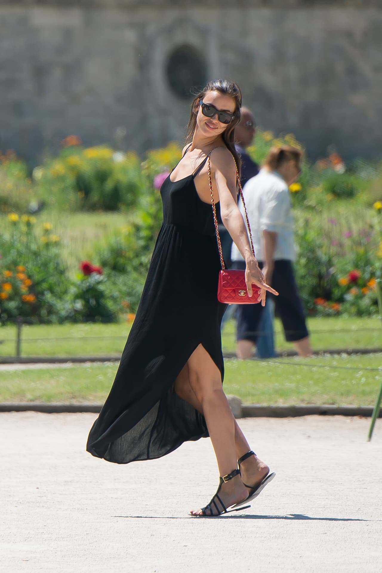 La bella modelo rusa quiere volver a disfrutar la vida