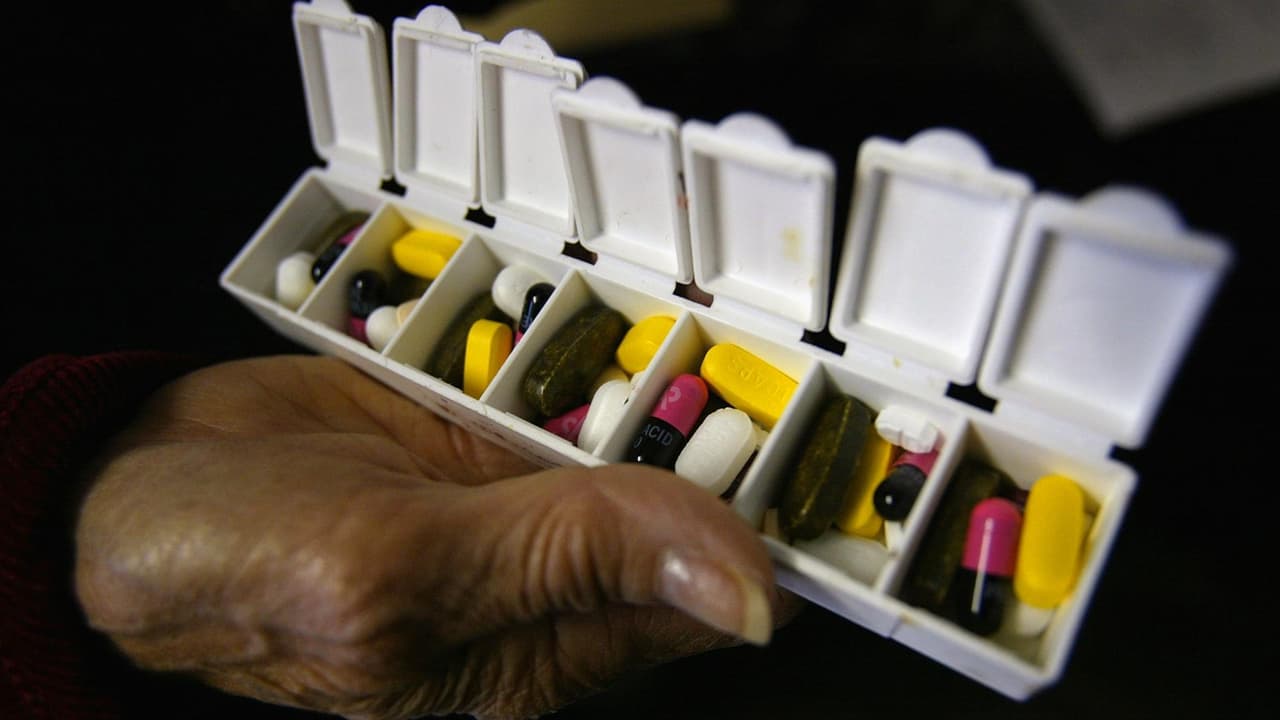 Altos precios de medicamentos: ¿qué está haciendo la administración Biden para combatir el problema?