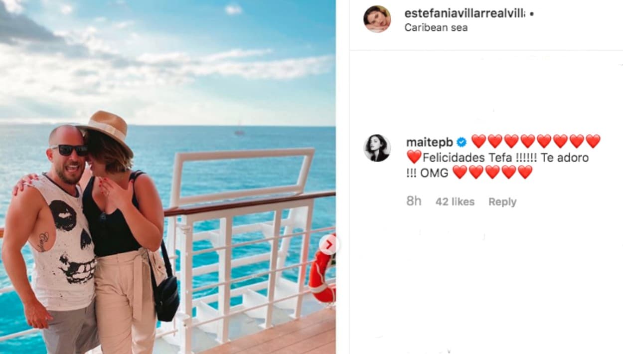 Una de las primeras en reaccionar sorprendida fue 
<b><a href="https://www.univision.com/famosos/maite-perroni-revela-si-hay-posibilidades-de-que-rbd-se-reencuentre-fotos">su excompañera en Rebelde, Maite Perroni.</a></b>