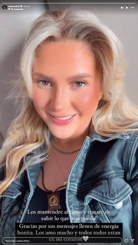 La hija de Daniela Castro compartió por qué se fue de México.