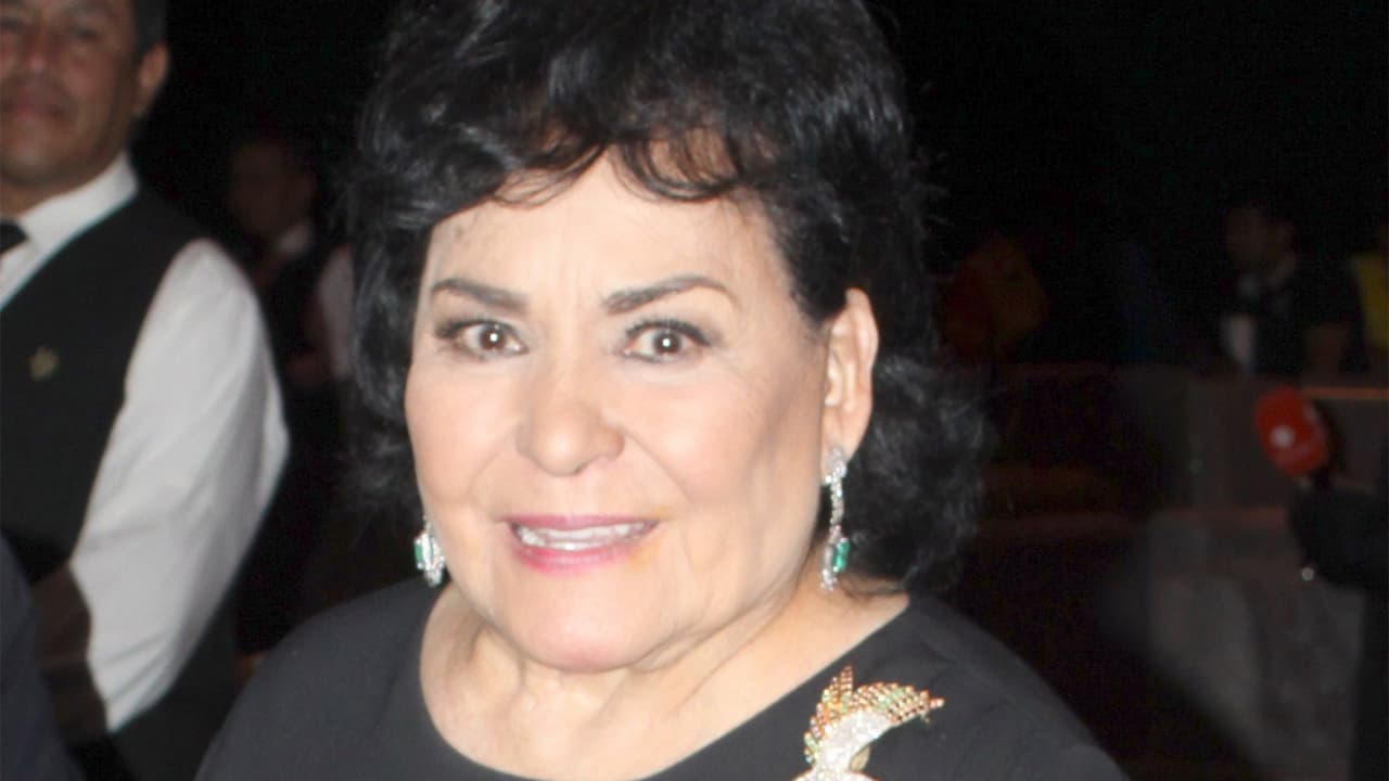 Carmen Salinas sigue grave y reportan que tiene "actividad cerebral leve"