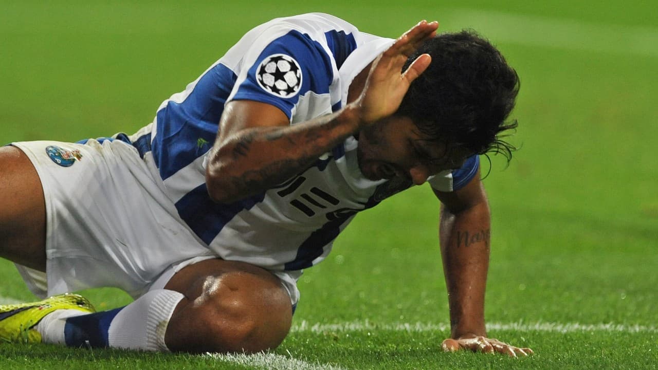 'Tecatito' Corona es baja de la selección mexicana para la Fecha FIFA