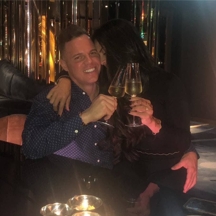 Hacer los preparativos para las fiestas venideras es una de las nuevas experiencias, y esta semana, Francisca ha compartido una serie de fotos y videos en las plataformas digitales en donde se les ve buscando el pino de Navidad.