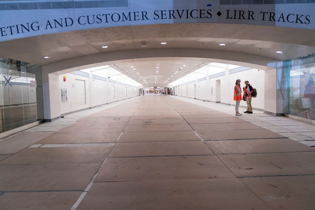 Dos nuevos túneles entre Manhattan y Queens aumentarán la capacidad de los trenes hacia y desde la ciudad de Nueva York en un 50% y mejorarán la confiabilidad.
<br>