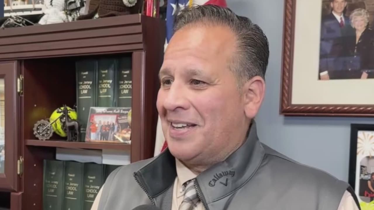 ¿Quién es Hugo Cabrera, el primer alcalde hispano de North Bergen, Nueva Jersey?