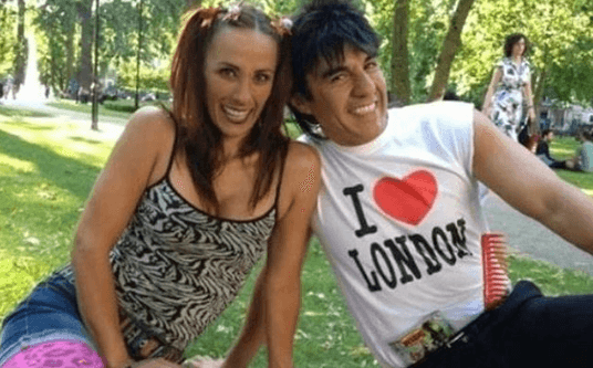 Su fama llegó en el año 2000 cuando dieron vida a 'El Vítor' y 'La Nacaranda' en el programa 'La hora pico'.