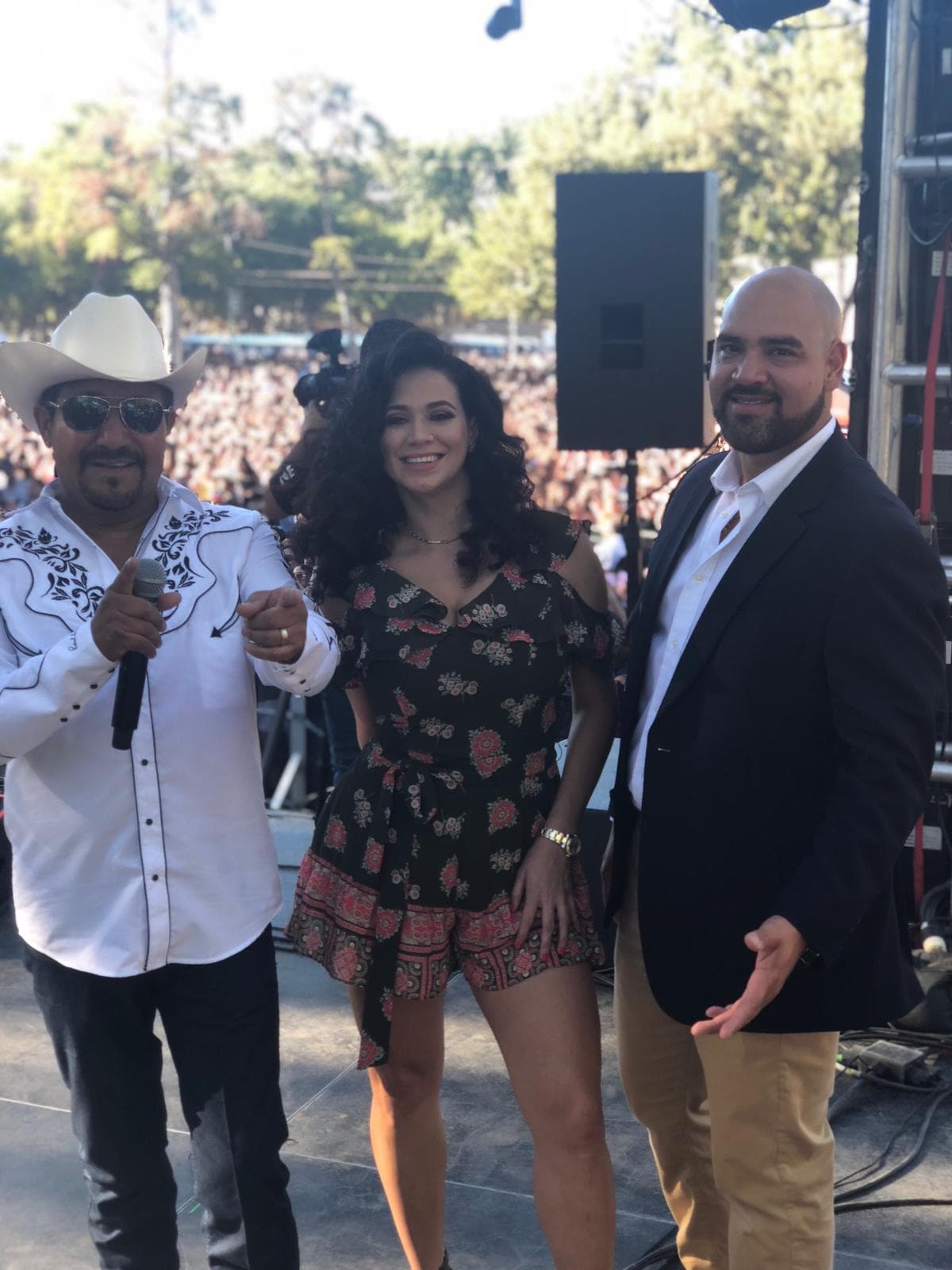 El Feo, Carla y El Pelón llegaron muy guapetones y perfumados al segundo BMF Festival, esta vez en Bay Area.