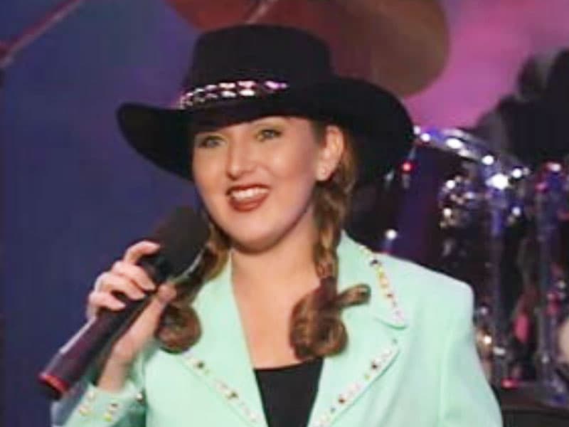 El Grupo Límite hizo su aparición por primera vez en la entrega de premios en el año 1998, cantando el tema 'Hasta mañana'. En esa ocasión se llevaron el premio al Grupo o dúo del año en la categoría Regional mexicano.