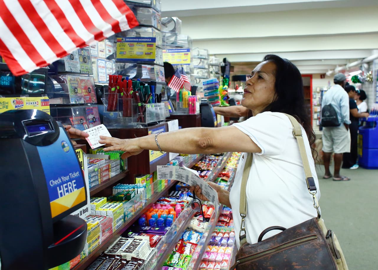 Mujer gana $1 millón con la Lotería de Florida: Publix vendió el raspadito