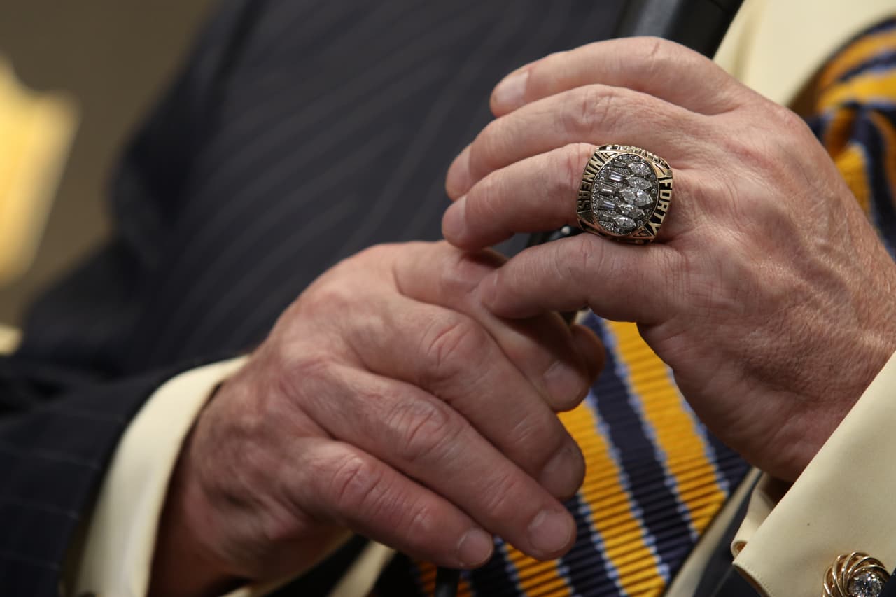 Entre los nuevos miembros del Salón de la Fama y los premiados durante el NFL Honors, la noche previa al Super Bowl y sus mejores imágenes detrás de cámaras.