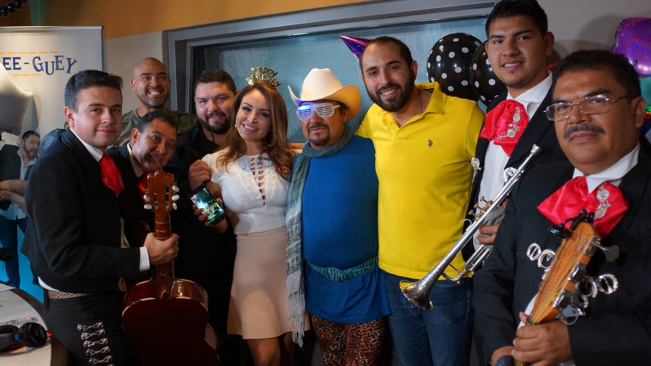 La Bronca cumplió años y se armó una fiesta en la cabina del Free-guey show.
