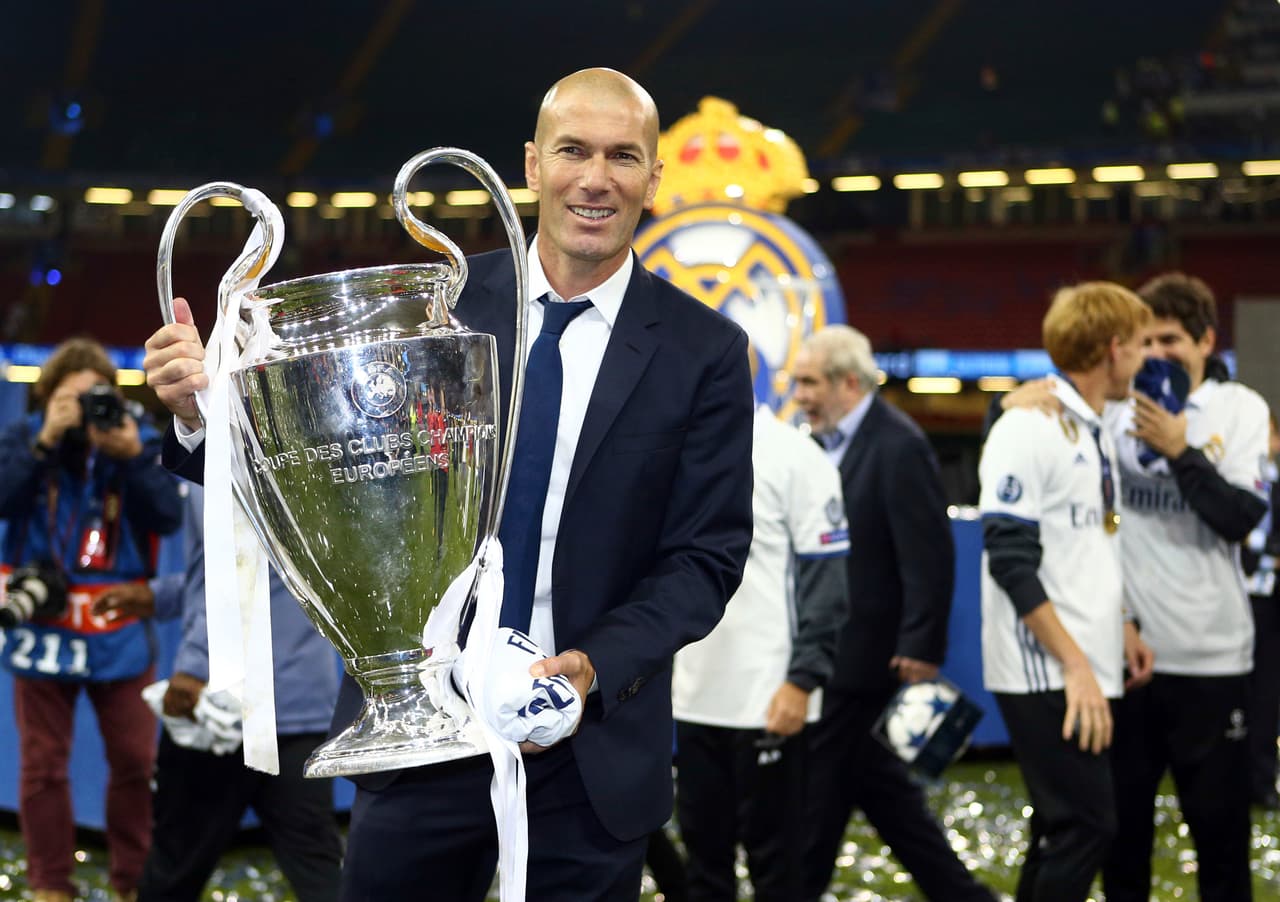 Zizou ganó tres Champions League seguidas y está en la élite de los ganadores de la orejona como jugadores y entrenadores. Feliz cumpleaños, Zizou.
