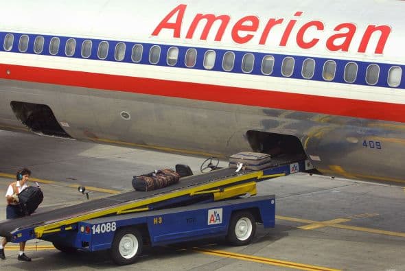 El 12 de enero de 2012, el diario The Wall Street Journal informó que Delta Airlines y la firma de inversión de capital privado TPG, consideran por separado la posibilidad de adquirir a la compañía propietaria de American Airlines AMR Corp., declarada en bancarrota.