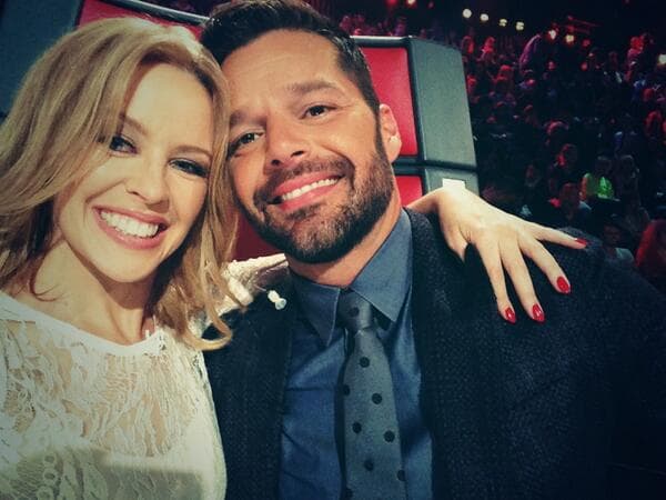 Kylie y Ricky son fanáticos de los niños y por eso decidieron escribir cuentos para ellos.