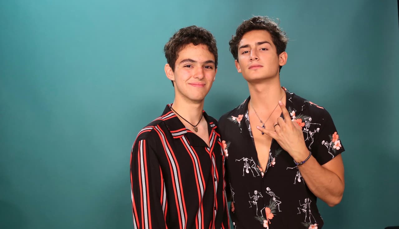 Joaquín Bondoni y Emilio Osorio como Temo y Aristóteles.