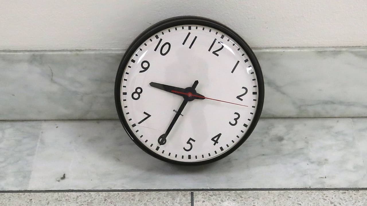 Adelanta una hora tu reloj: arranca el horario de verano este domingo