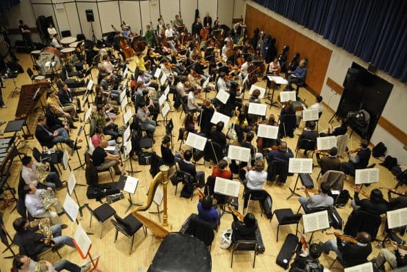 Juilliard School - Fue fundada en 1905, está situada en el Lincoln Center de la ciudad de Nueva York y es conocida por sus altas expectativas, Juilliard ha graduado a nombres muy conocidos: desde Miles Davis, Yo Yo Ma a Renée Fleming.