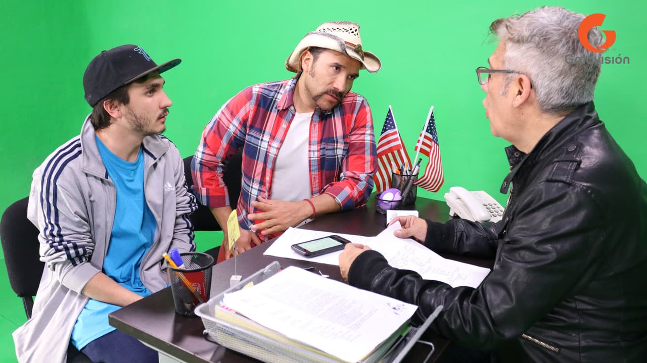 Siempre atentos y ocurrentes a las instrucciones del director.