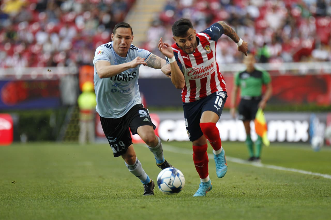 Loa franceses participan en dos de las tres anotaciones de Tigres, comandan la victoria 1-3 sobre las Chivas y llegan a 10 puntos.