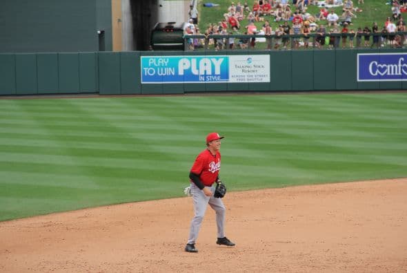 ¡El famoso comediante Will Ferrell se lució jugando con 10 equipos diferentes de la MLB  en cinco partidos del Spring Training en un solo día! Mientras los fans le hacían porras al comediante, éste les hacía bromas desde la cancha. Su hazaña fue grabada para una producción televisiva que será transmitida por HBO a finales de año.