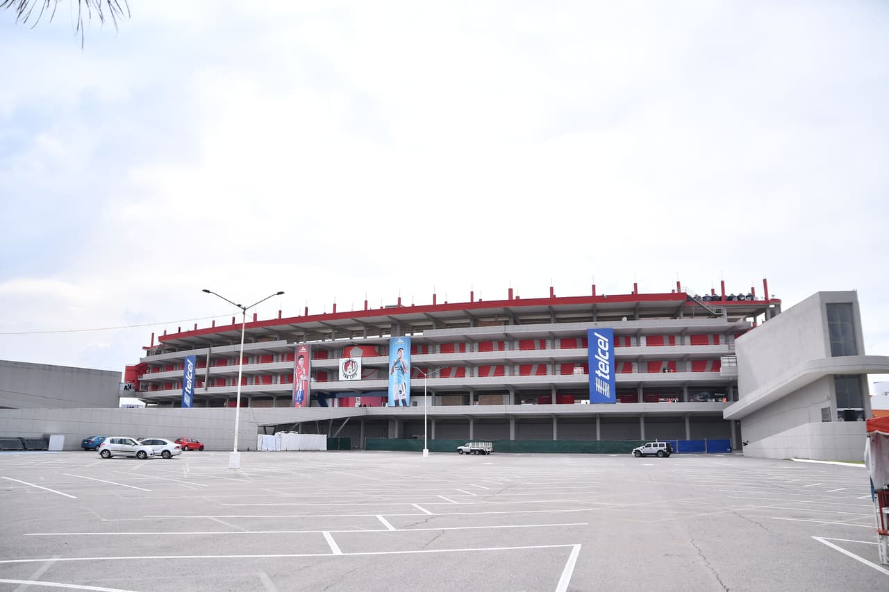 Nadie estuvo presente fuera del Estadio Alfonso Lastras para apoyar a San Luis.