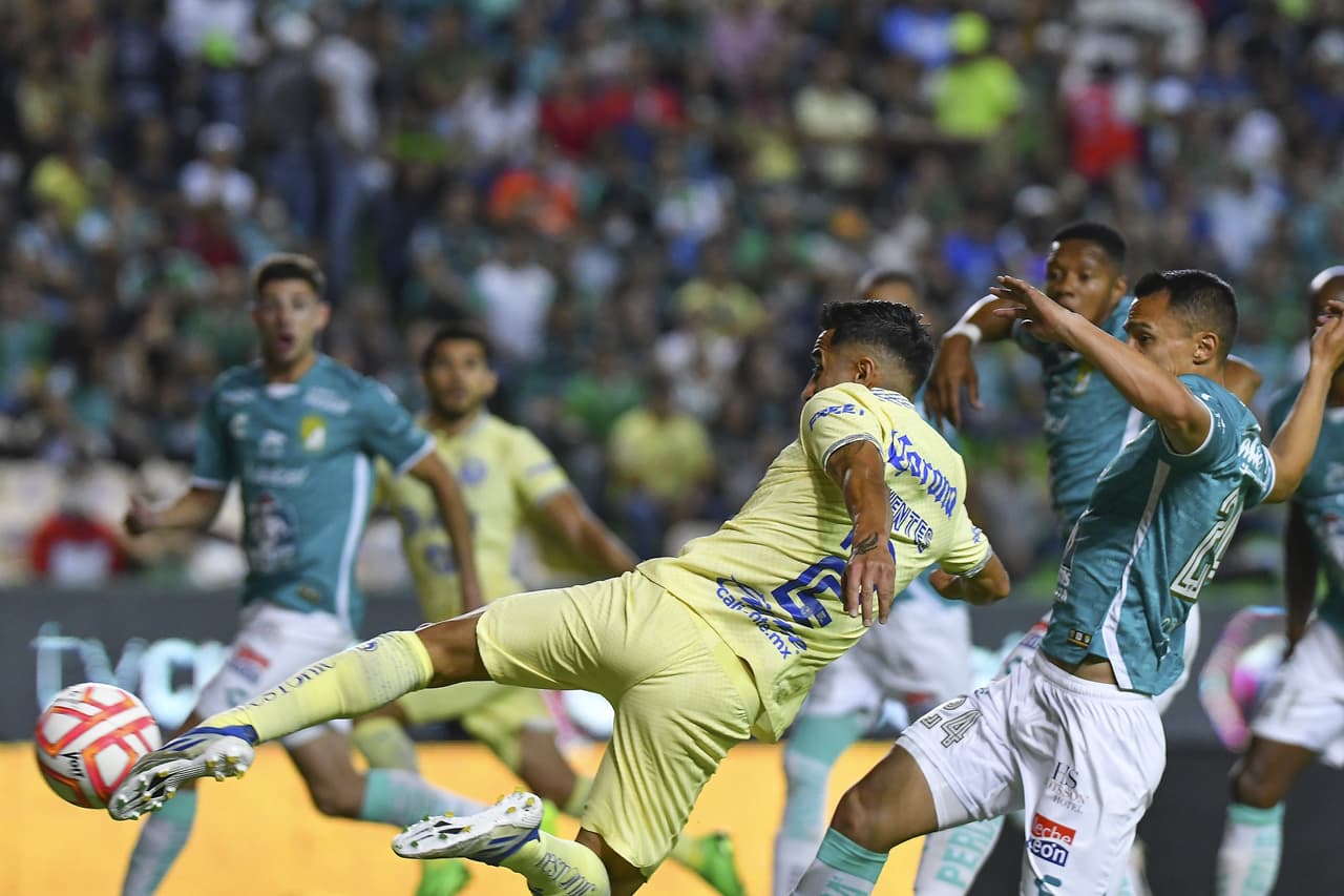 León derrota al América en un encuentro lleno de goles, polémica y emociones en el cierre de la Jornada 6.