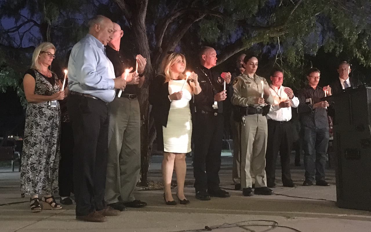 "Somos fuertes y no viviremos con miedo": lloran por las víctimas de la masacre en Las Vegas